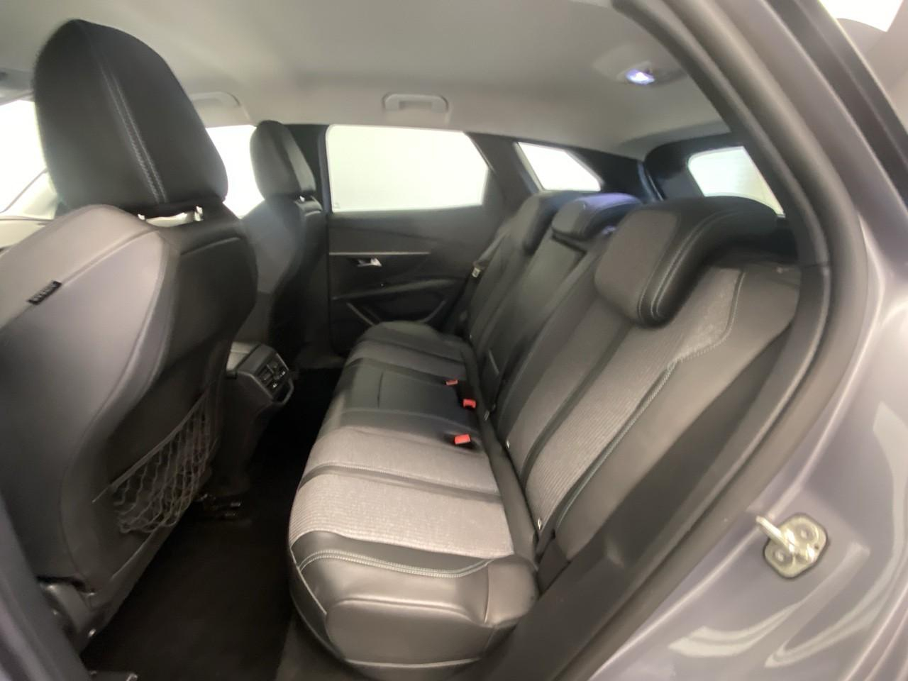Peugeot 3008 hybrid 225 e-eat8 allure pack — photo 10