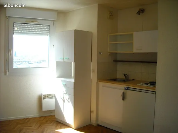 Pparticulier loue T1 Chambéry