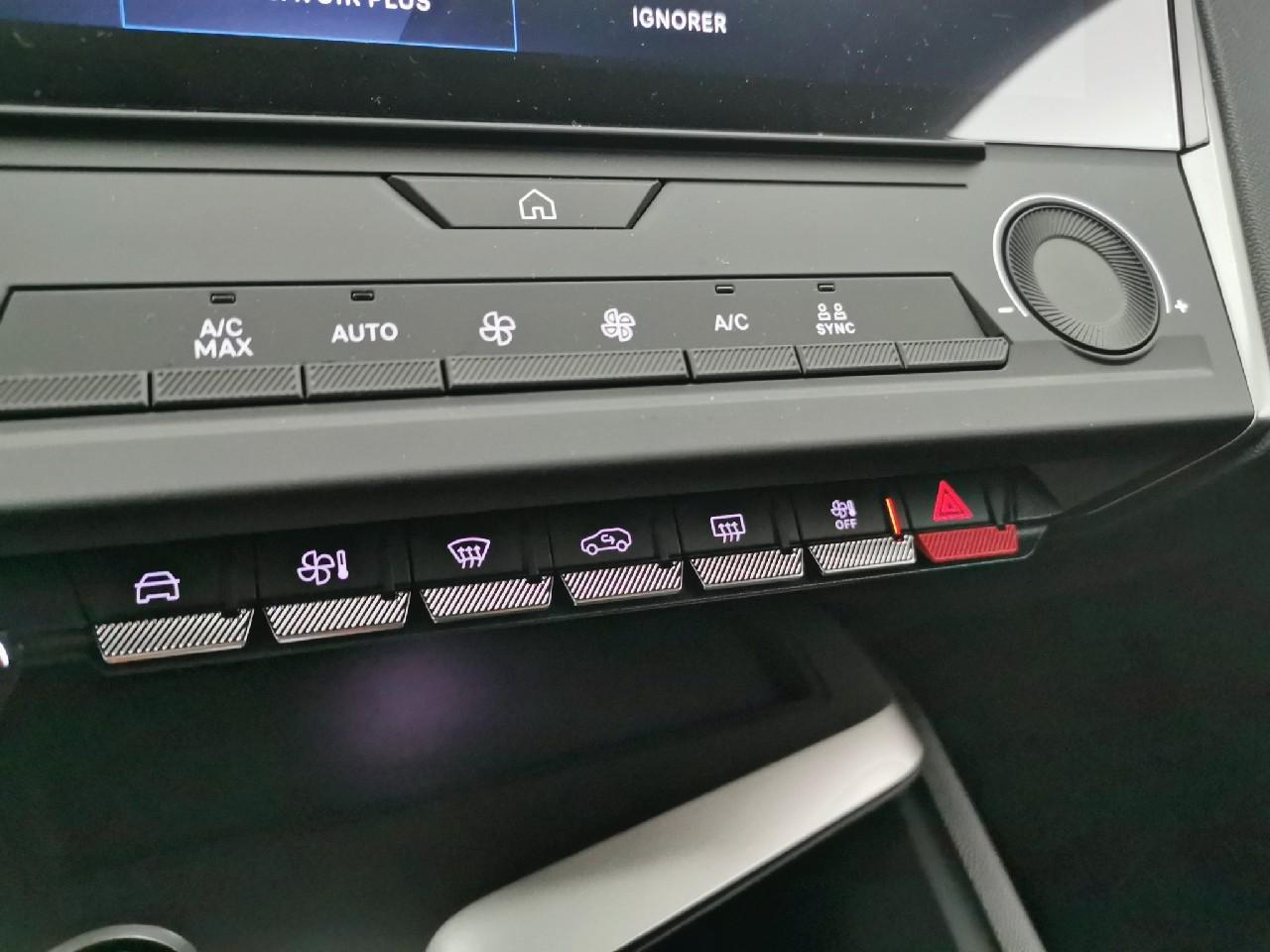 Peugeot 308 hybrid 145 e-dcs6 style — photo 23