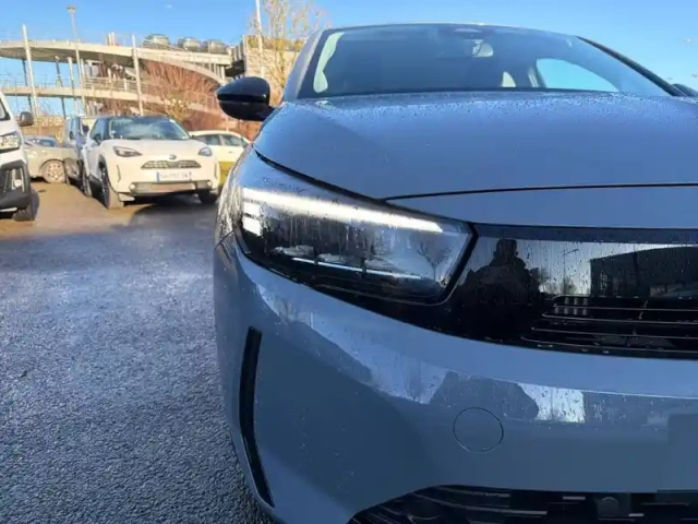 Opel Corsa 1.2 turbo 100 ch bvm6 — photo 38