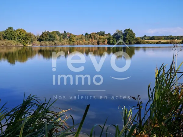 Plan d'eau Vente Crans  108000m² 289000€