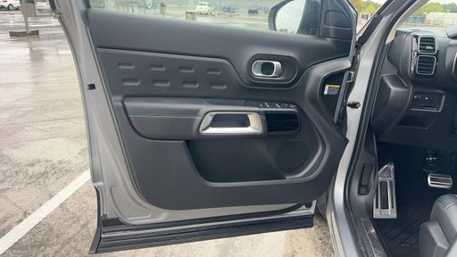 Citroen C5 Aircross 1.5 BlueHDi 130 EAT8 - Shine – 2022 – 57084 km – Diesel – Boîte Automatique — photo 32