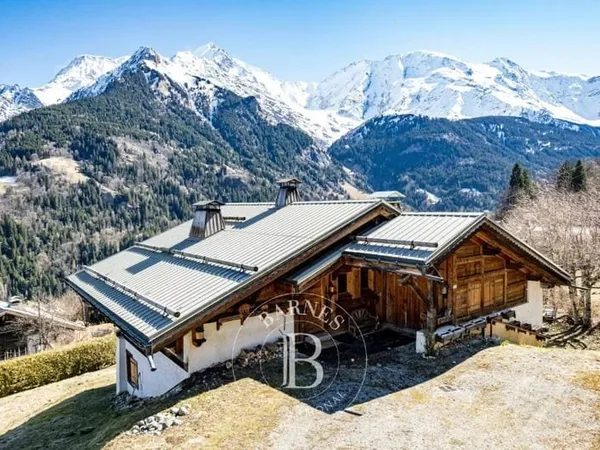 Chalet 6 pièces 274 m²