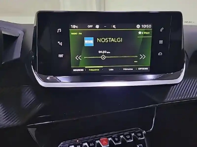 Peugeot 2008 puretech 130 s&amp;s bvm6 — photo 19