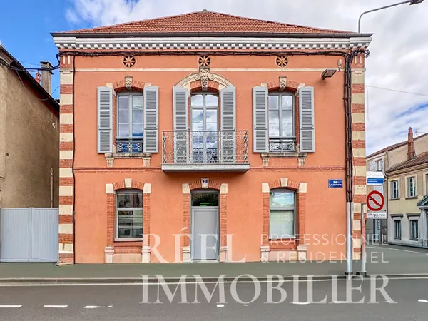 Immeuble de bureaux loué - Investissement locatif en coeur de ville d'Auch