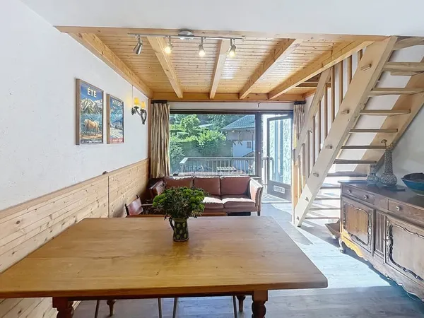 Bien spacieux au coeur du village
