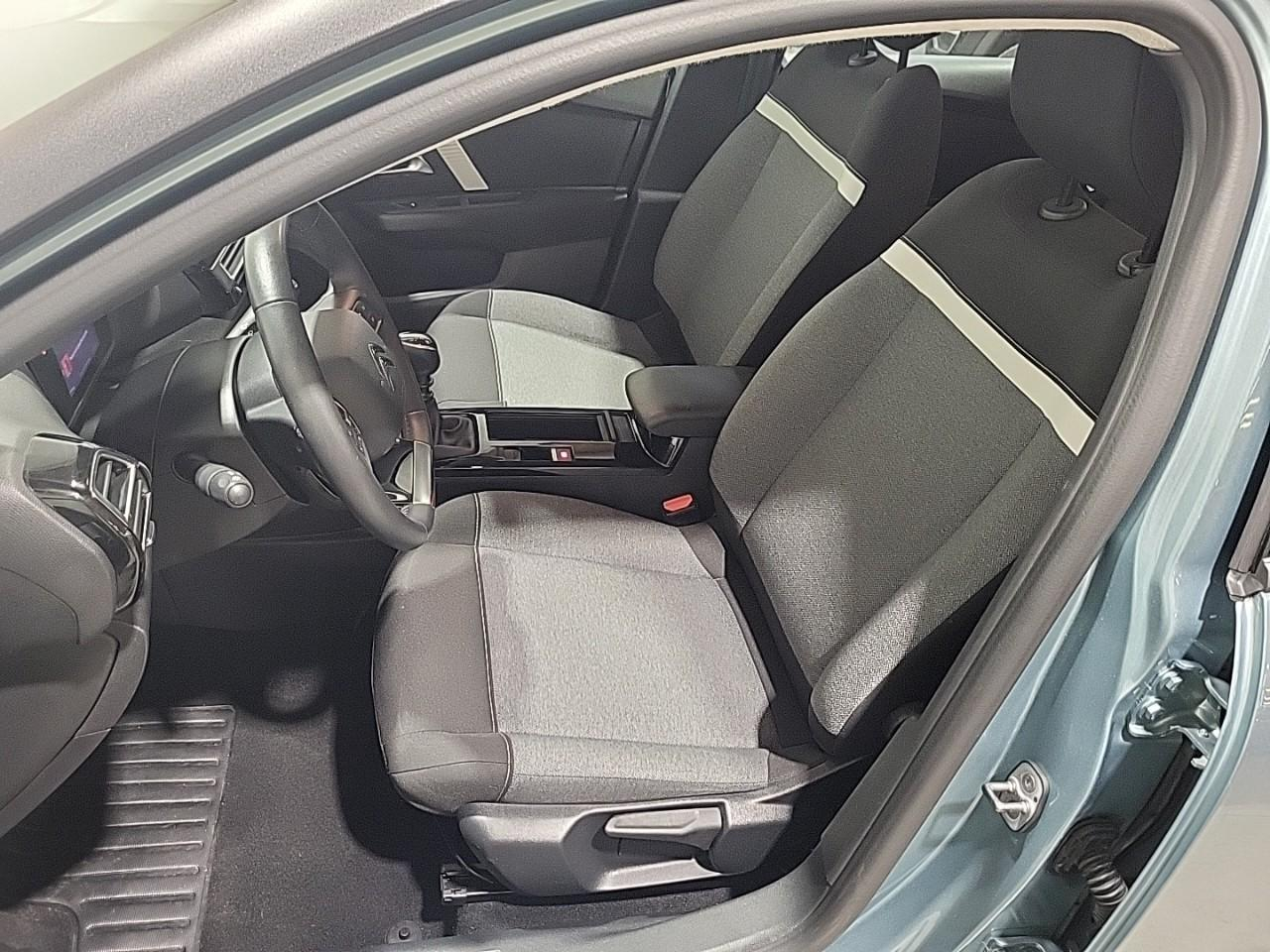 Citroën C4 puretech 100 s&s bvm6 feel — photo 10