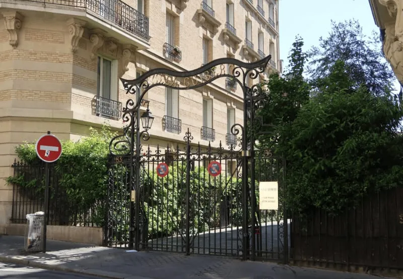 Photo 1