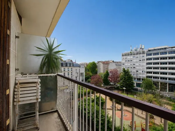 Appartement 3 pièces à vendre à Paris - Calme et lumineux