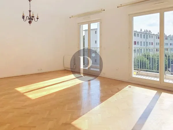 Bel appartement 4 pièces avec ascenseur à Vitry-sur-Seine