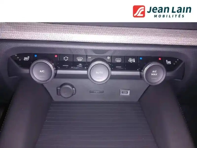 Citroën C5 x hybride rechargeable 225 s&amp;s e-eat8 — photo 14