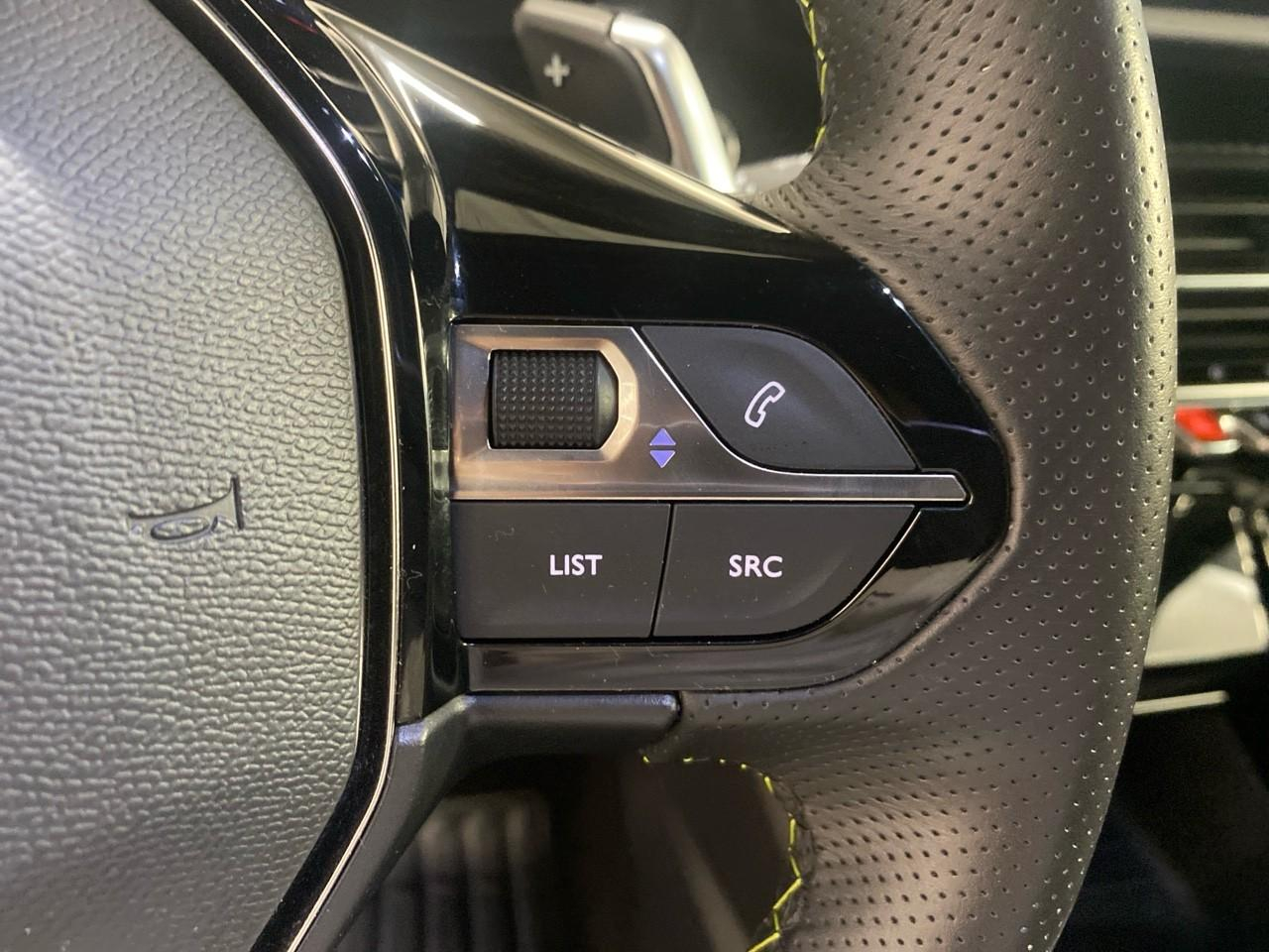 Peugeot 2008 puretech 130 s&s eat8 gt — photo 21