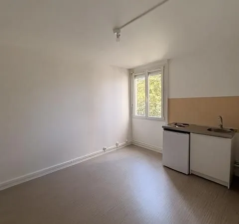 Studio 1 pièce 16 m²