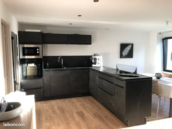 Maison 3 chambres, bureau et terrasse