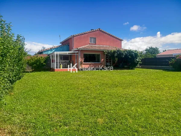 MAISON EN EXCELLENT ÉTAT AU CALME