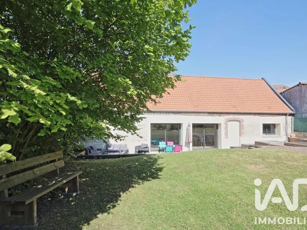 Maison 7 pièces 275 m²