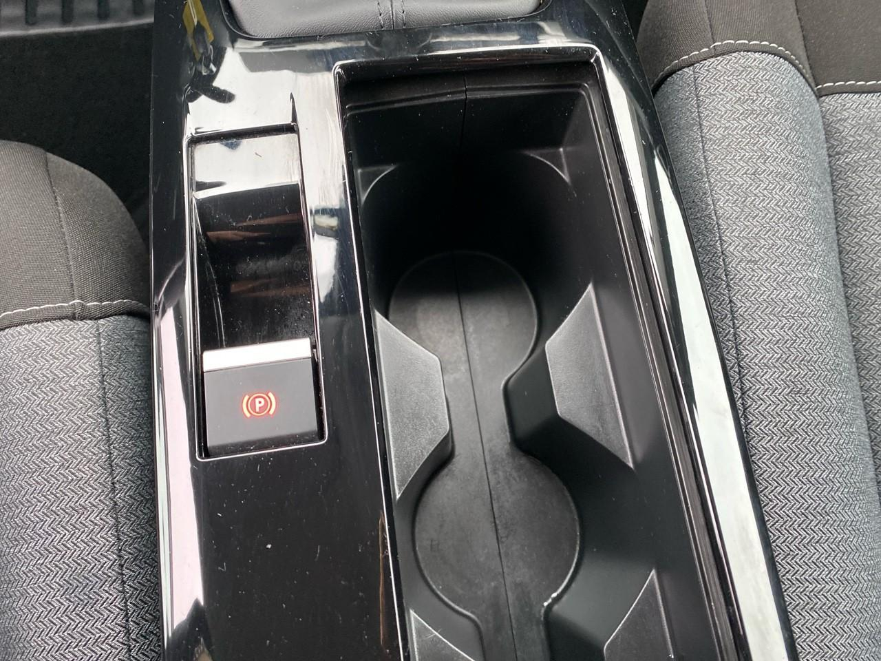 Citroën C4 bluehdi 110ch s&s feel pack business — photo 25