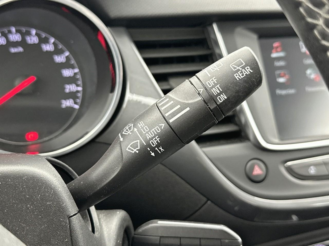Opel Crossland 1.2 turbo 110 ch bvm6 elegance business — photo 18