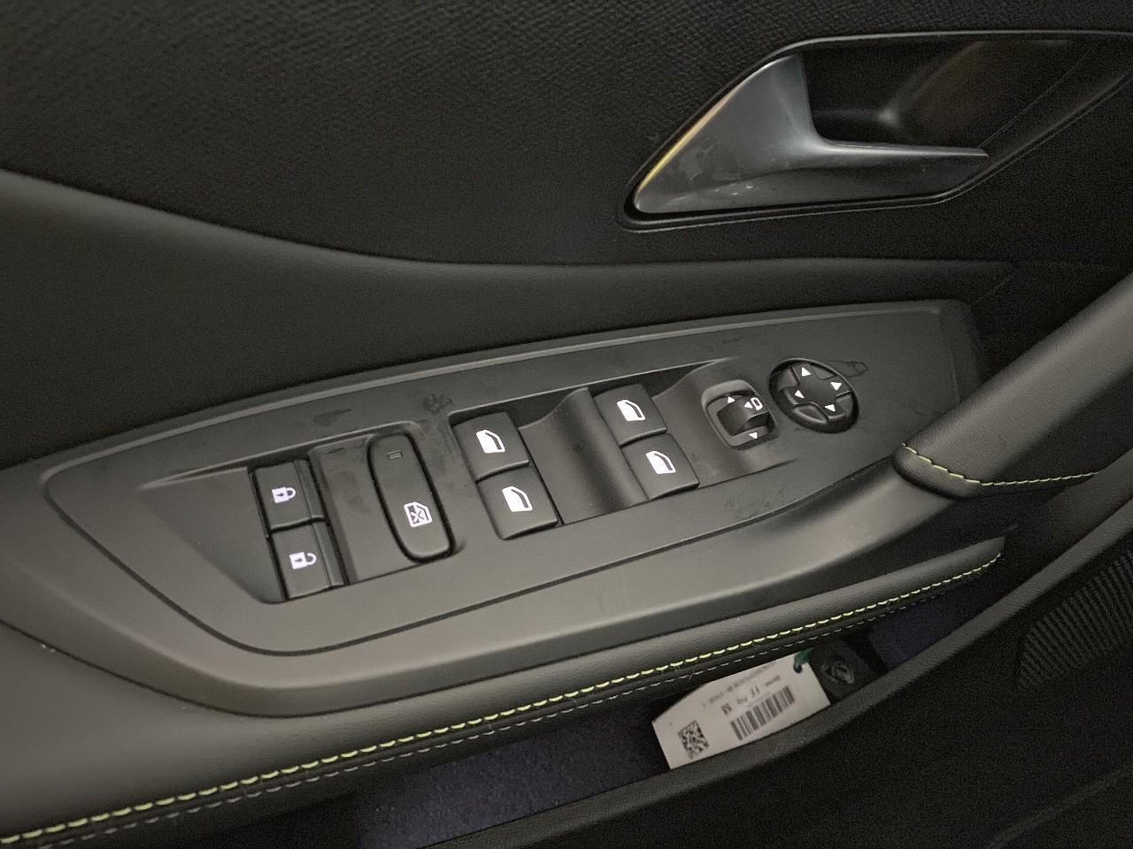Peugeot 308 sw electrique 55 kwh 156ch gt — photo 19