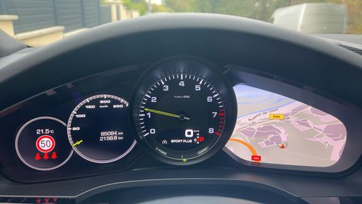 Porsche Cayenne Coupe 3.0  461 E-Hybride AWD BVA8 - . – 2021 – 65094 km – Hybride essence – Boîte Automatique — photo 24