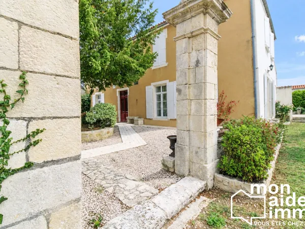Maison bourgeoise 6 chambres et piscine