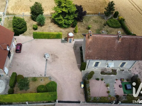 Propriété 6 pièces 135 m²