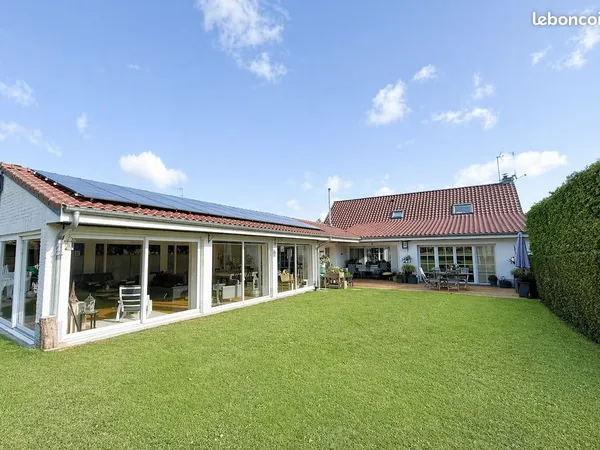 Dans la campagne de Saint-Amand "Maulde", Villa 6 chambres - 305 m² habitables - Terrain 2.800 m² - 
