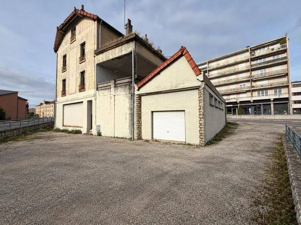 Immeuble 8 pièces 341 m²