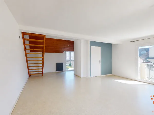 Appartement Duplex lumineux de 80 m² en plein centre-ville de Bruz