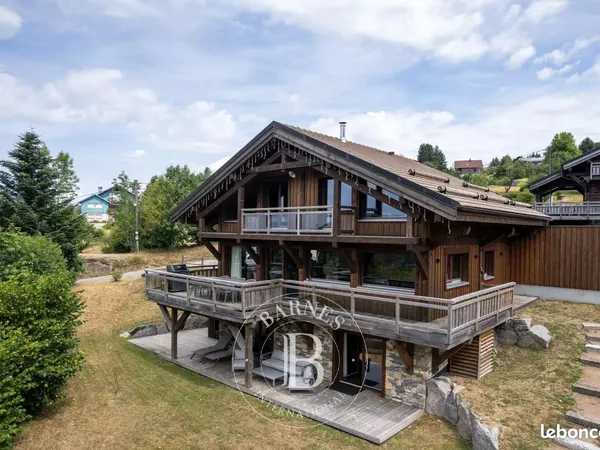 Chalet 8 pièces 230 m²