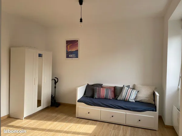 Studio meublé - NANTES - quartier Dalby - 21m2 550 Euros