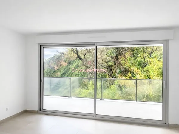T4 avec grand balcon - Parking & cave en sus - 5 min Monaco