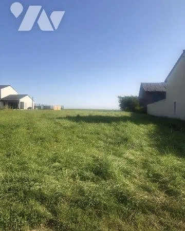 Terrain 817 m²