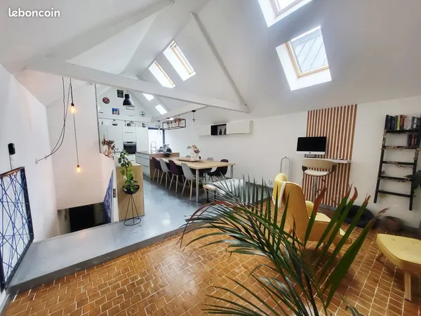 Loft/Atelier/Surface 4 pièces 130 m²