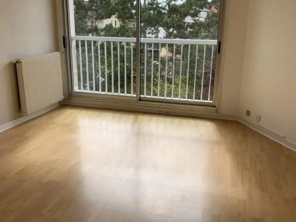 Studio 1 pièce 24 m²
