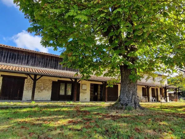 Propriété 6 pièces 156 m²
