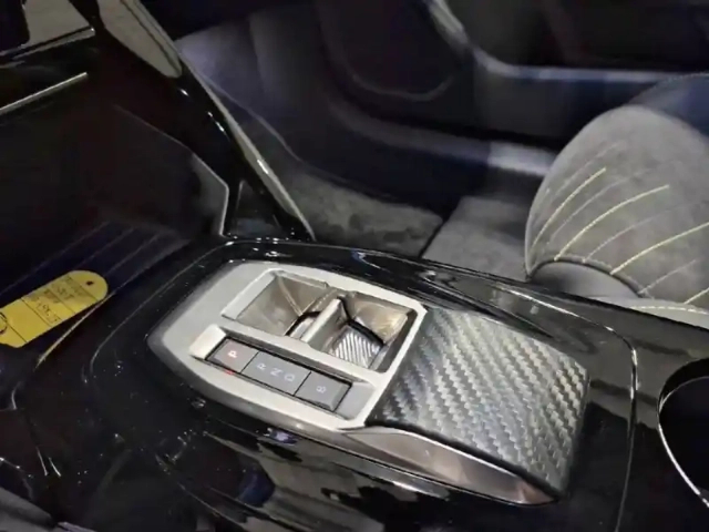 Peugeot 208 electrique 156ch 54 kwh — photo 14
