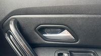 Dacia Duster 1.5 Blue dCi 115ch Prestige 4x2 - 20 — photo 34