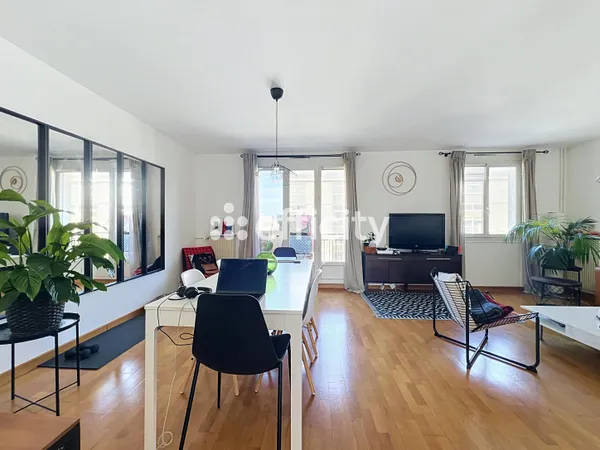 Appartement 4 pièces 73 m²