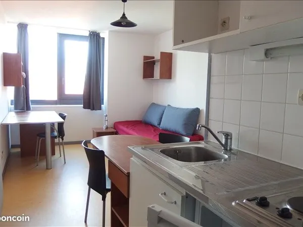 Studio 1 pièce 19 m²