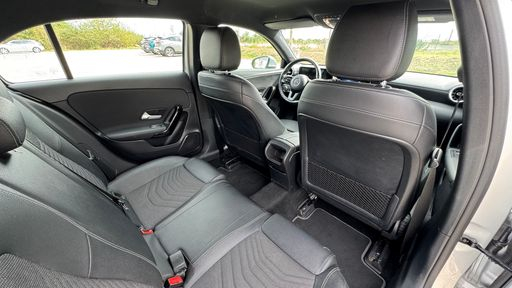 Mercedes Classe A 200 d 150 8G-DCT - Style Line – 2019 – 68092 km – Diesel – Boîte Automatique — photo 40