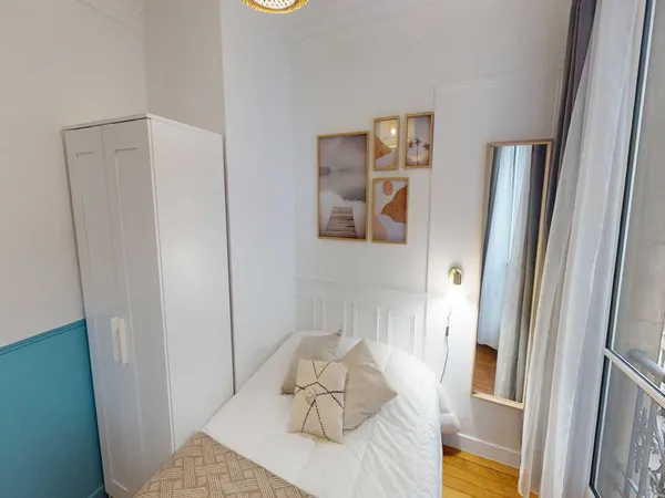Chambre à Paris - Rue Des Cloys, Grandes Carrières