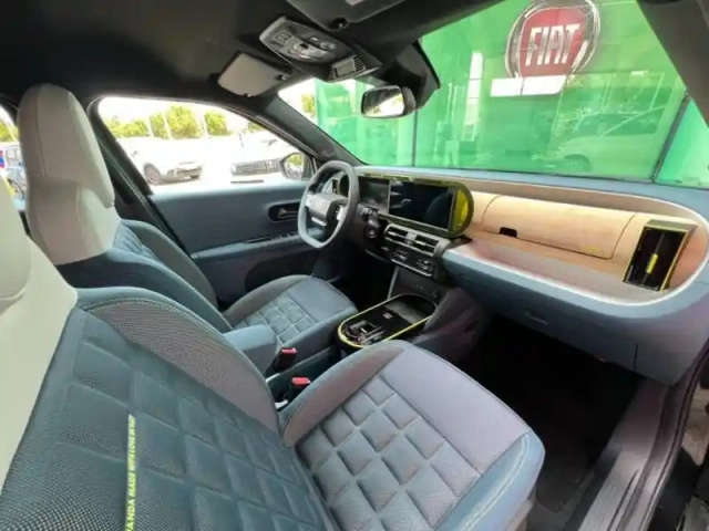 Fiat Panda grande  electrique 113ch la prima (certinergy 5700? déduit) — photo 9