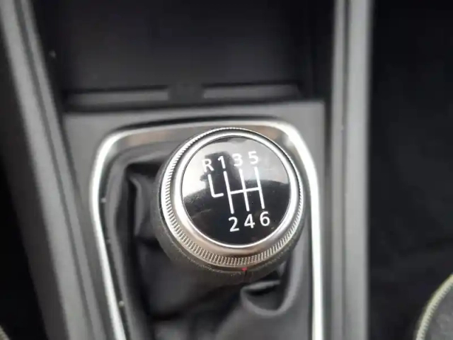 Renault Captur tce 90 ch — photo 6