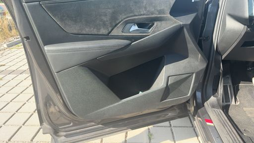 DS DS7 Crossback 1.5 BlueHDi 130 EAT8 - Performance Line Plus – 2022 – 85081 km – Diesel – Boîte Automatique — photo 44