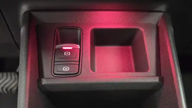 Renault 5 renault  e-tech electrique 10 ch autonomie confort — photo 36