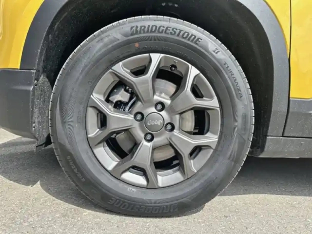 Jeep Avenger electrique 156ch 115kw longitude — photo 11