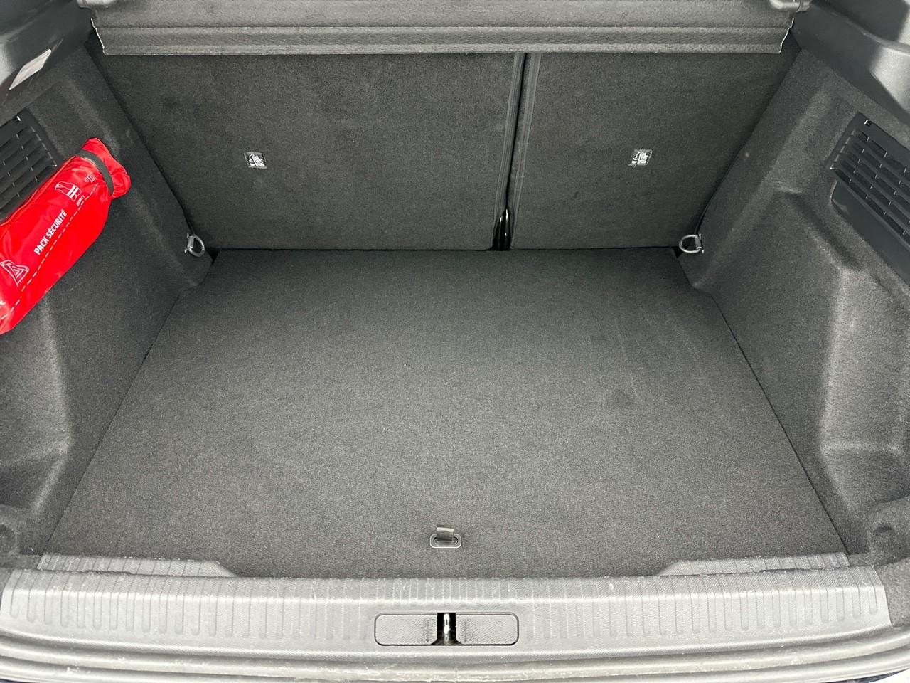 Citroën C4 puretech 130 s&s eat8 feel — photo 6