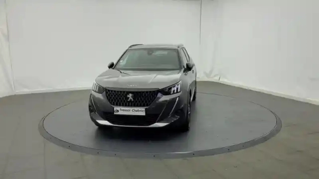 Peugeot 2008 puretech 130 s&amp;s eat8 gt — photo 3