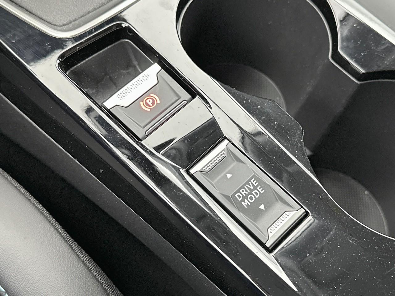 Peugeot 2008 puretech 100 s&s bvm6 allure — photo 32
